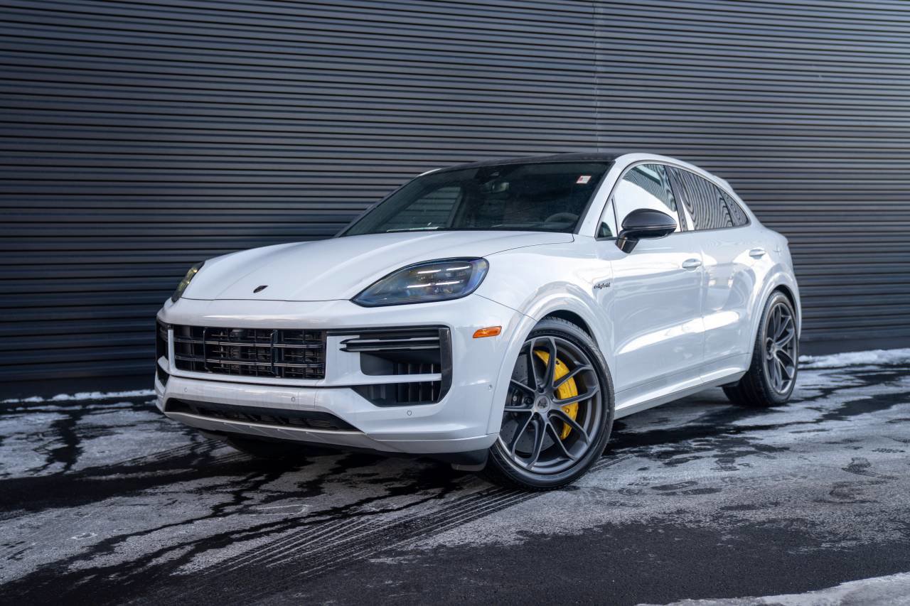 Used 2025 Porsche Cayenne Turbo