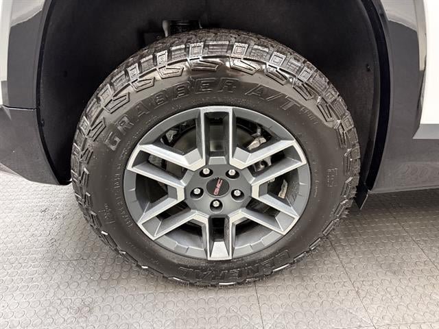 New 2026 GMC Terrain AT4 AWD/4WD image 12