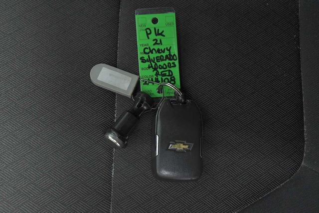 Used 2021 Chevrolet Silverado 1500 RST image 27