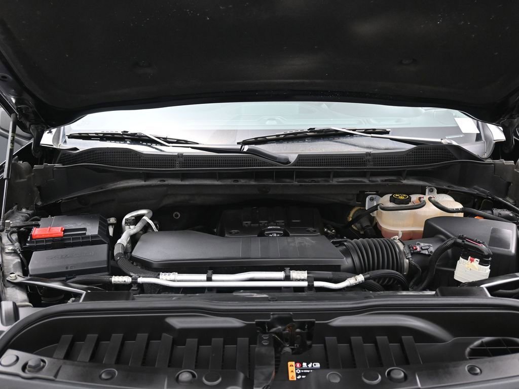 Used 2023 Chevrolet Silverado 1500 Custom Trail Boss AWD/4WD image 12
