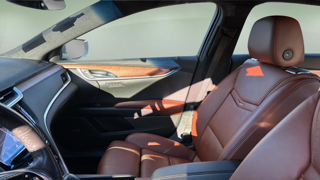 Used 2015 Cadillac XTS Premium image 13