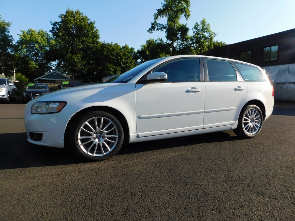 Used 2009 Volvo V50 2.4i image 4