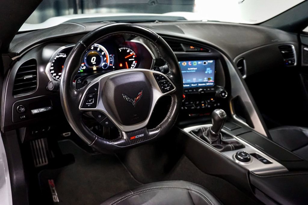 Used 2019 Chevrolet Corvette Z06 RWD image 65