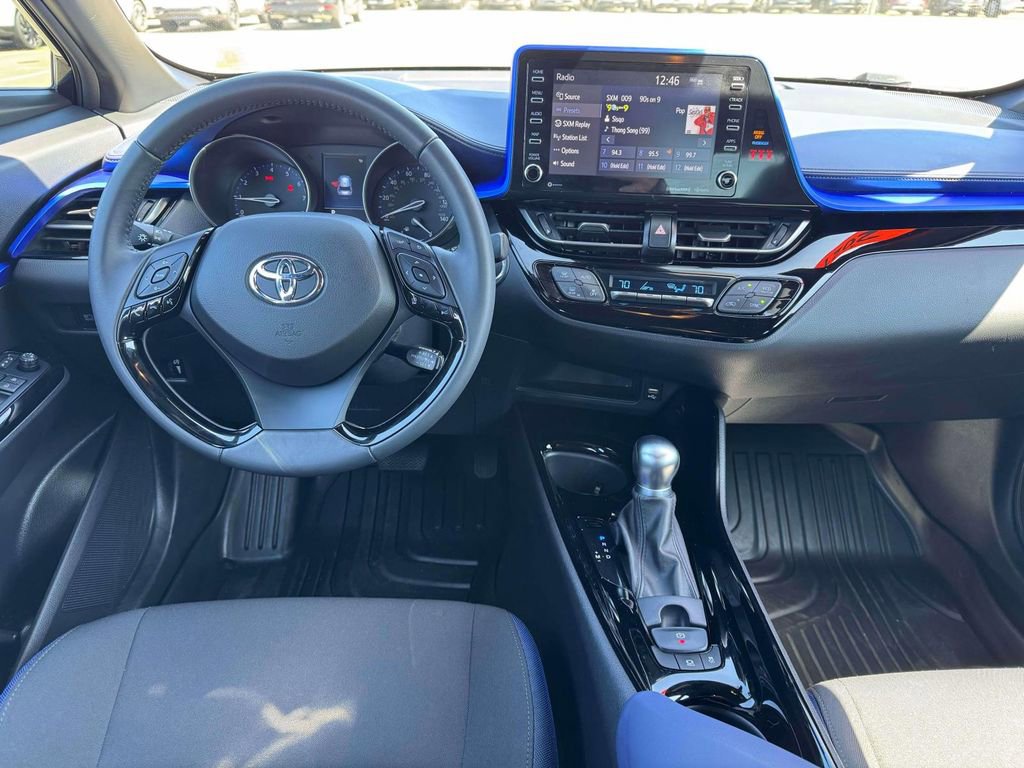 Used 2021 Toyota C-HR XLE image 19
