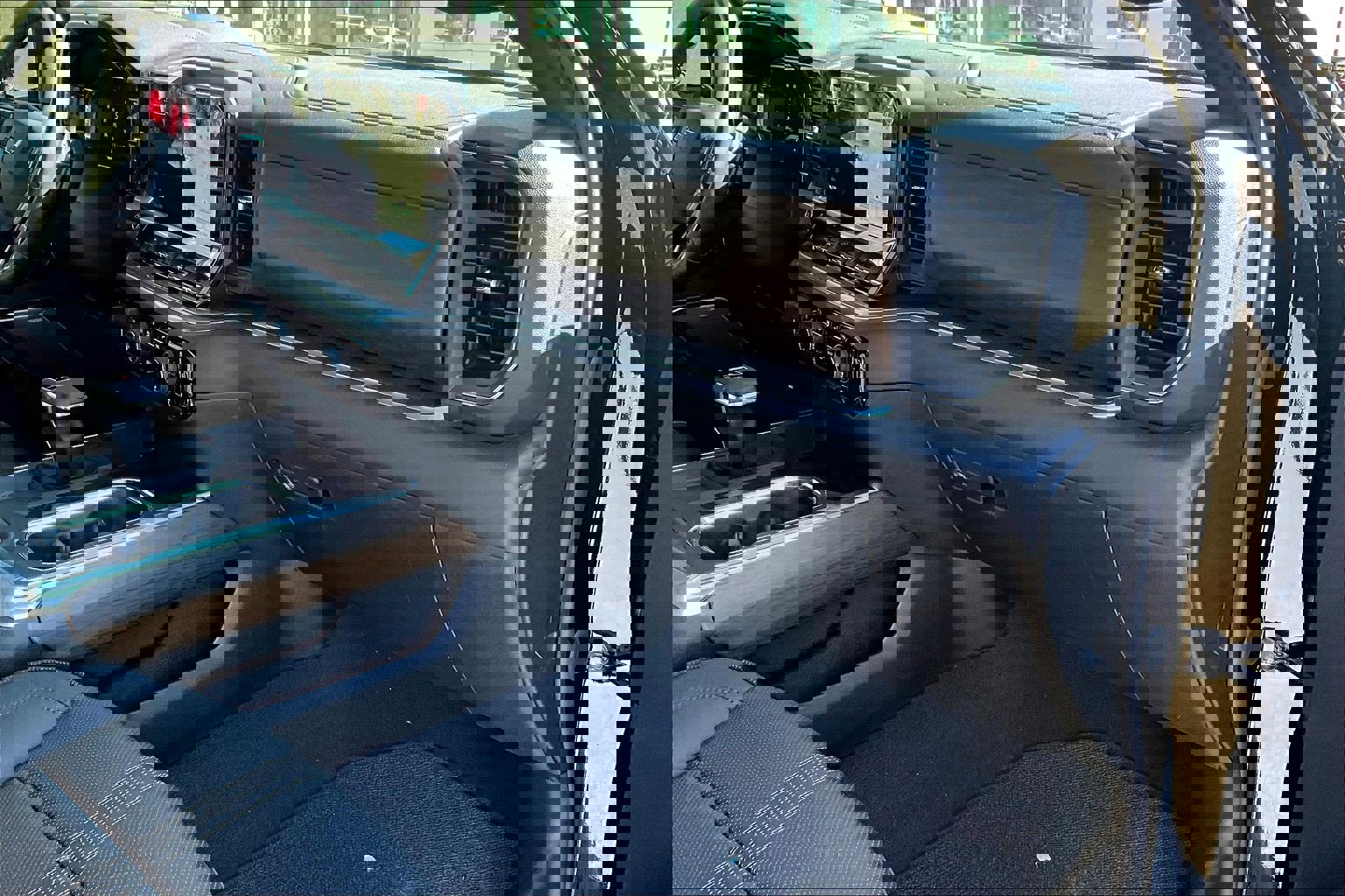 Used 2026 Chevrolet Silverado 1500 High Country w/ Midnight Edition image 17