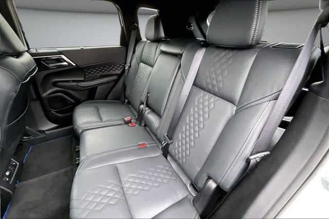 Used 2024 Mitsubishi Outlander SEL Black Edition image 21