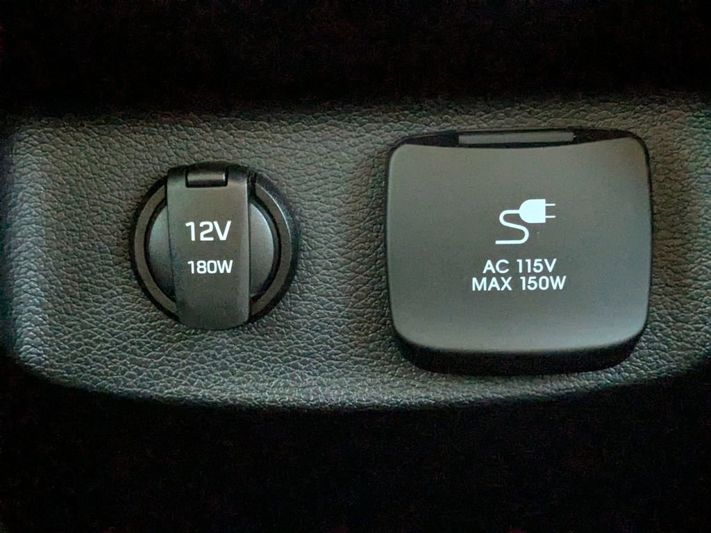 Used 2024 Hyundai Palisade SEL w/ Premium Package image 16