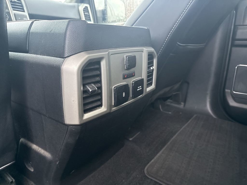 Used 2019 Ford F150 Lariat w/ Equipment Group 502A Luxury image 26