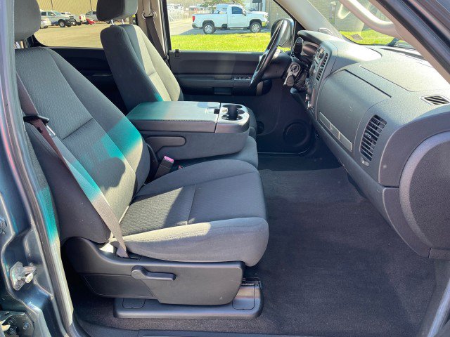 Used 2009 Chevrolet Silverado 1500 LT w/ Power Pack Plus image 18