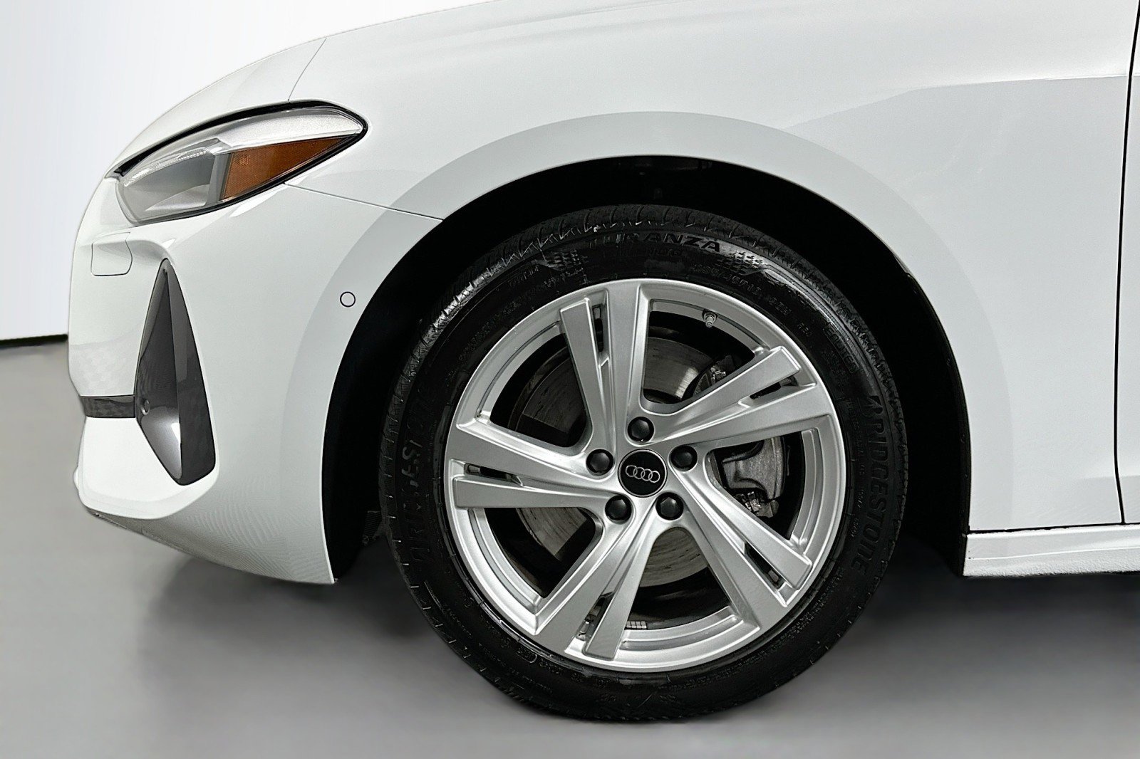 Used 2025 Audi A5 2.0T Premium w/ Convenience Package image 11