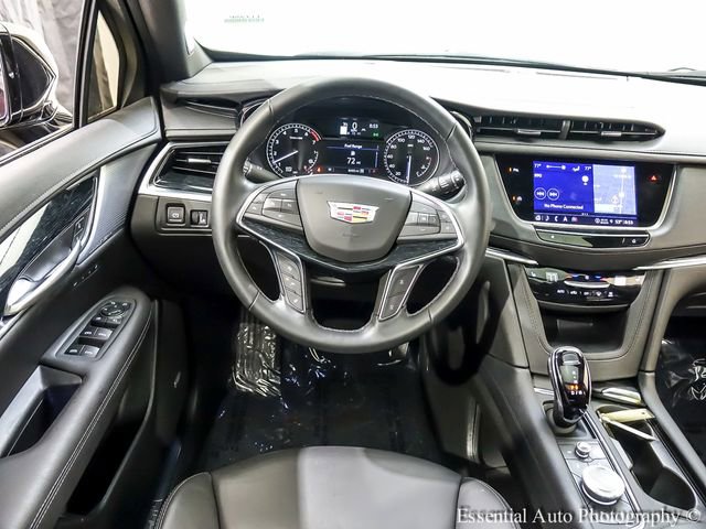 Certified 2025 Cadillac XT5 Premium Luxury w/ LPO, Floor Liner Package AWD/4WD image 3