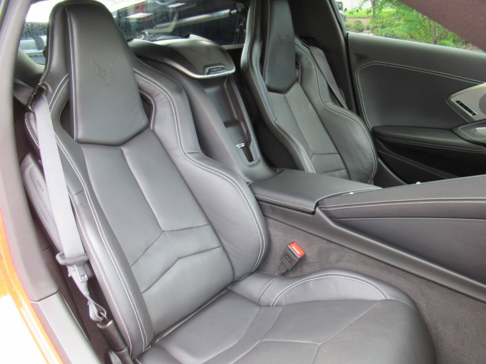 Used 2024 Chevrolet Corvette Stingray Preferred Cpe w/ Z51 Performance Package RWD image 10