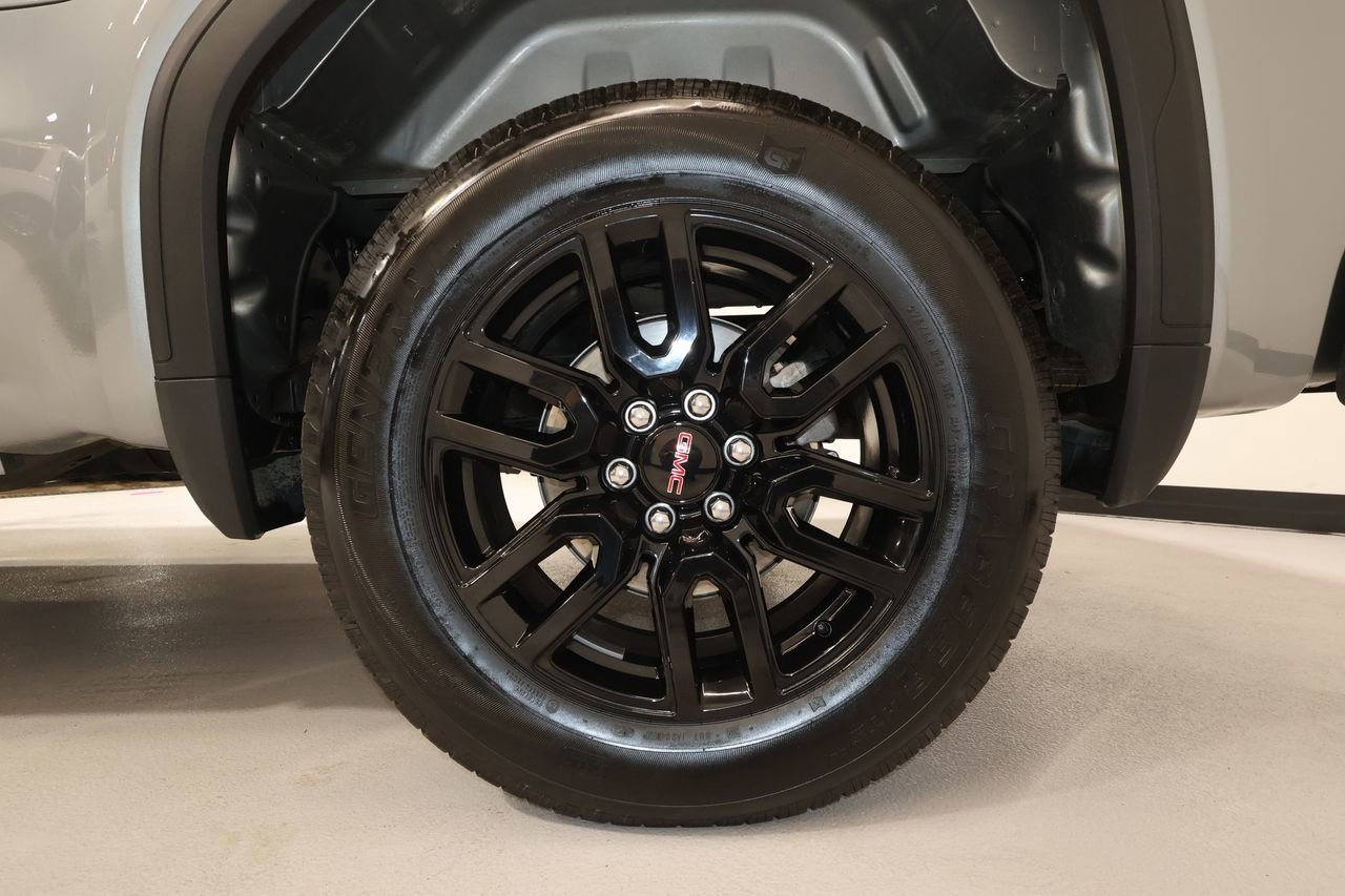 Certified 2024 GMC Sierra 1500 Pro w/ Graphite Edition image 32