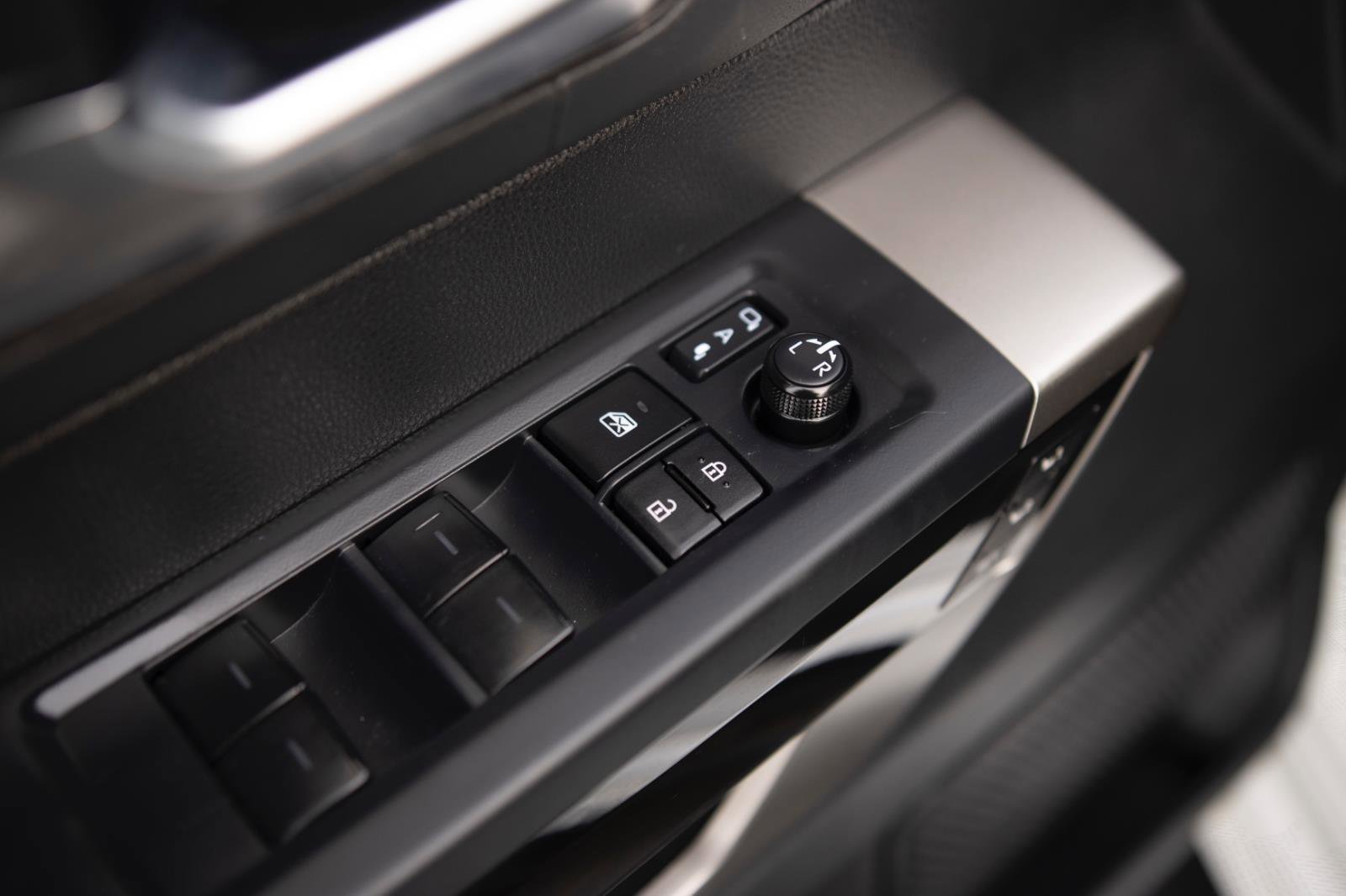 Used 2025 Toyota Sequoia Limited image 17