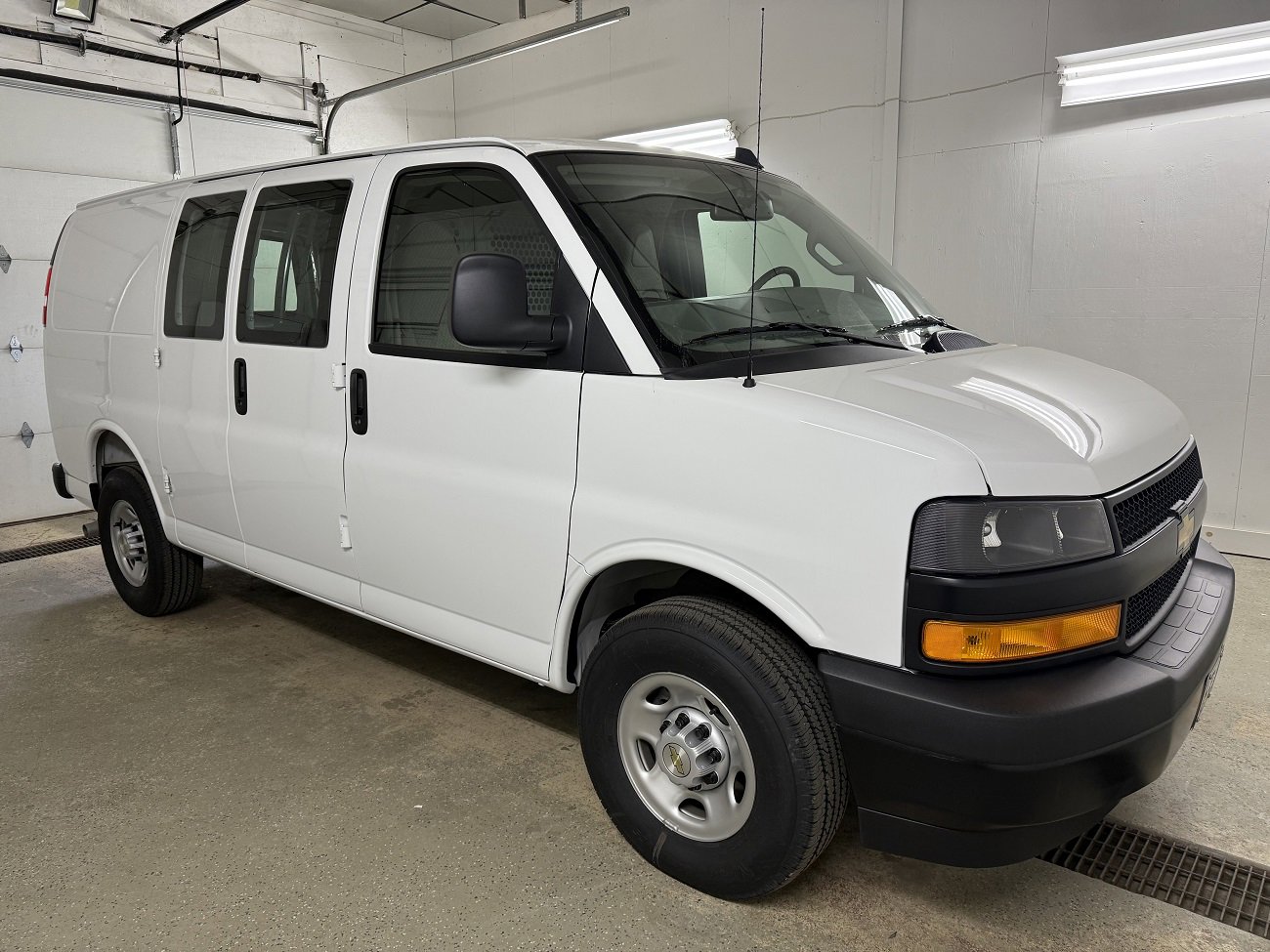 New 2025 Chevrolet Express 3500 w/ Driver Convenience Package image 1