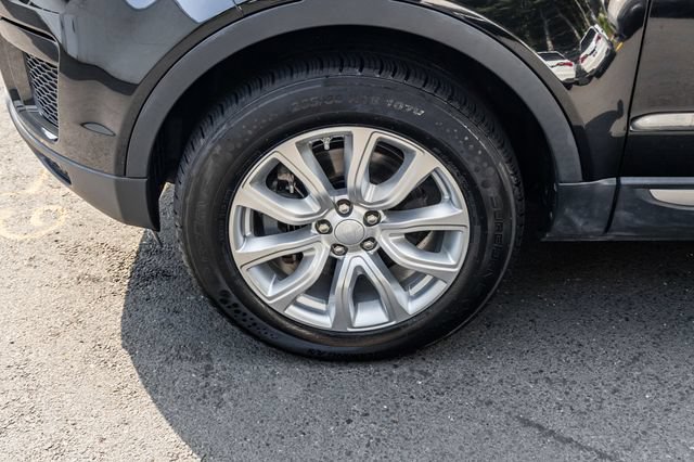 Used 2019 Land Rover Range Rover Evoque SE AWD/4WD image 13