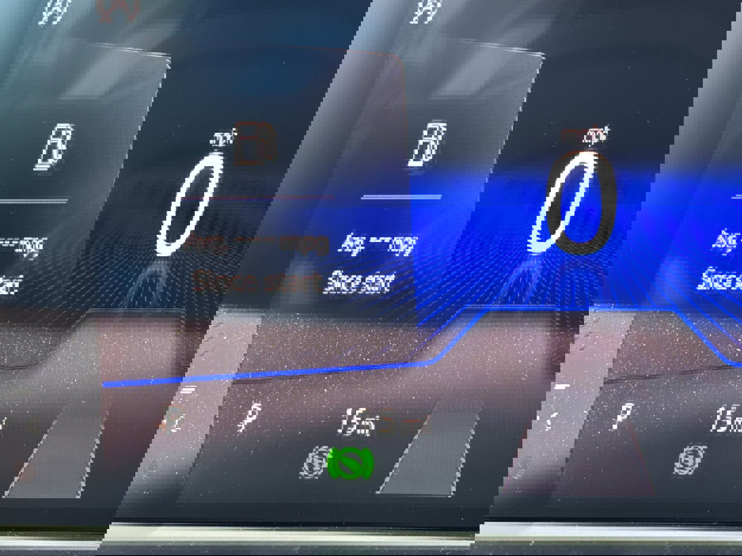 New 2025 Volkswagen Taos SE image 30