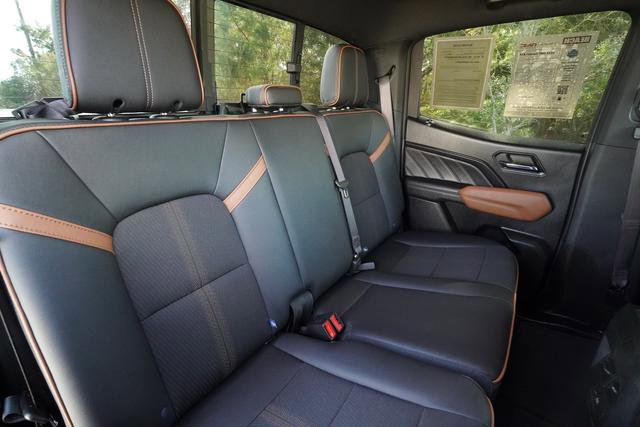 Used 2024 GMC Canyon AT4 w/ Technology Package image 29