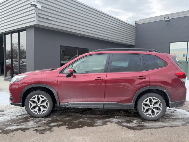 Certified 2023 Subaru Forester Premium image 6