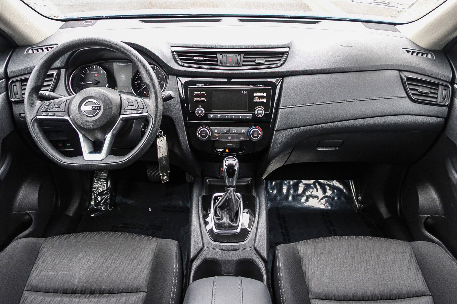 Used 2017 Nissan Rogue S image 12