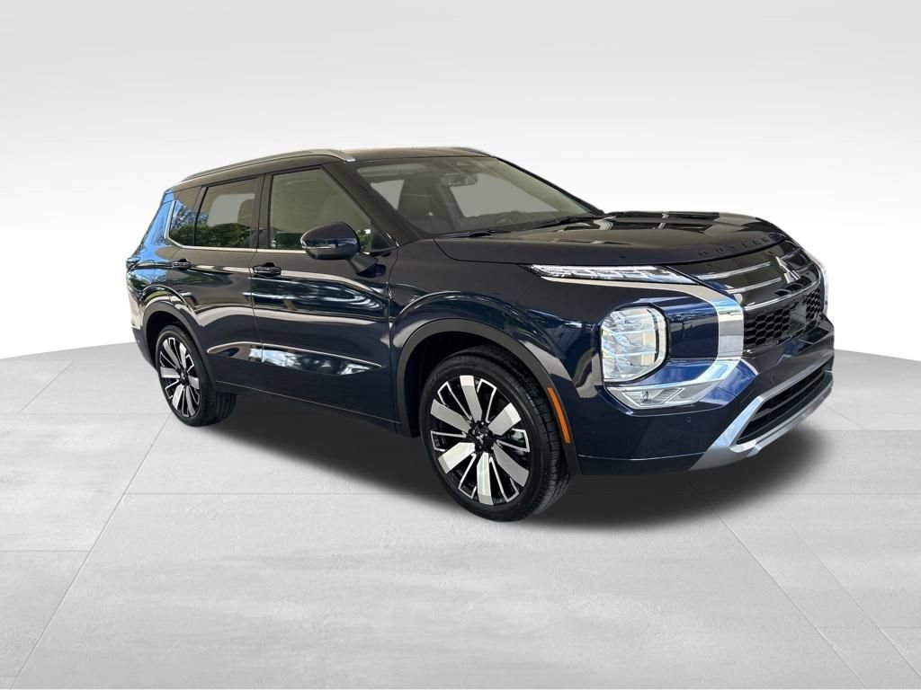 New 2025 Mitsubishi Outlander SEL image 2