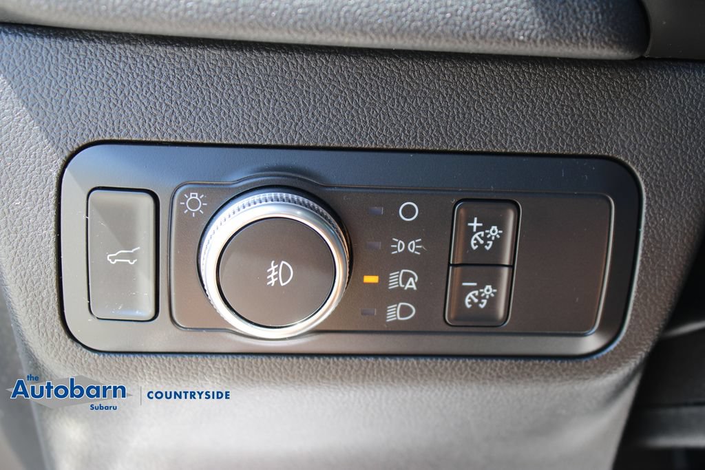 Used 2020 Ford Escape SEL FWD image 13