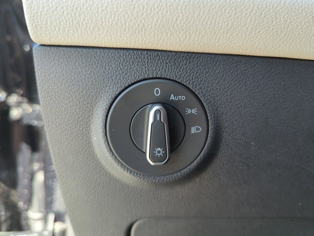 New 2026 Volkswagen Taos S image 38