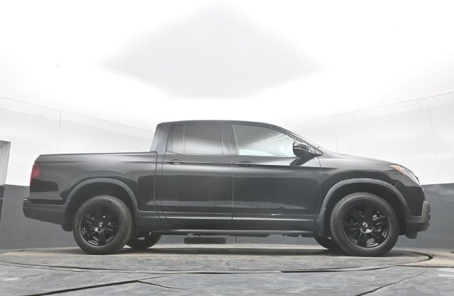 Certified 2020 Honda Ridgeline Black Edition image 52