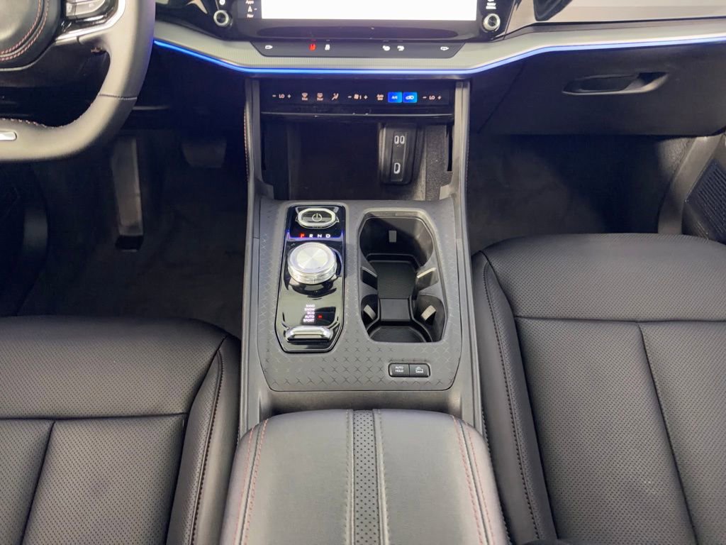 Used 2025 Jeep Wagoneer S Launch Edition image 17