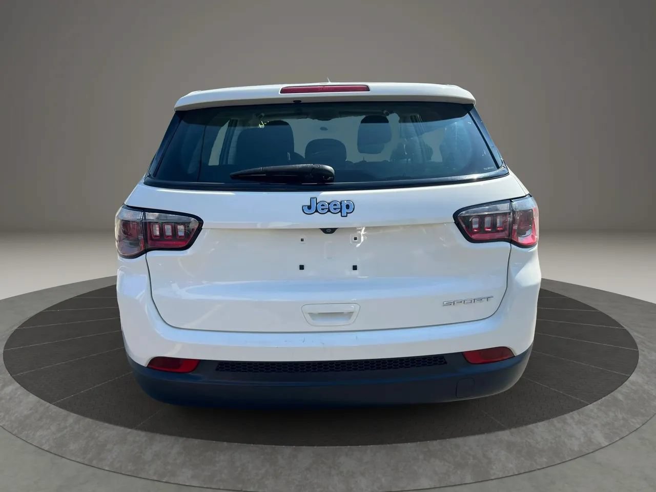 Used 2019 Jeep Compass Sport FWD image 6