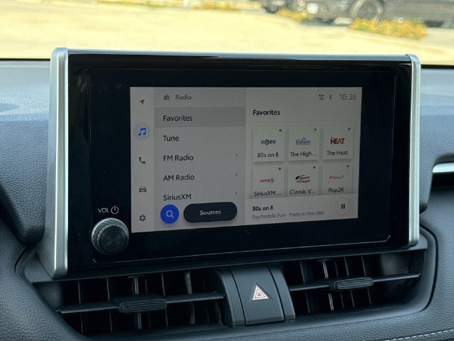 Used 2025 Toyota RAV4 XLE FWD image 24