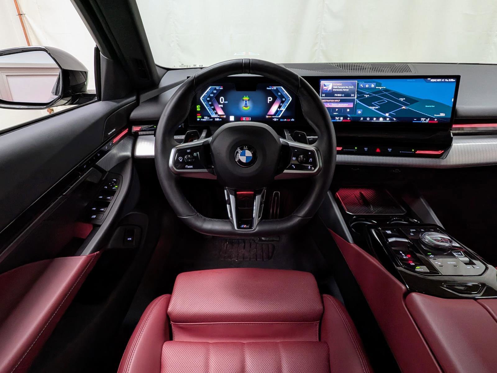 Used 2025 BMW 530i w/ M Sport Package image 2