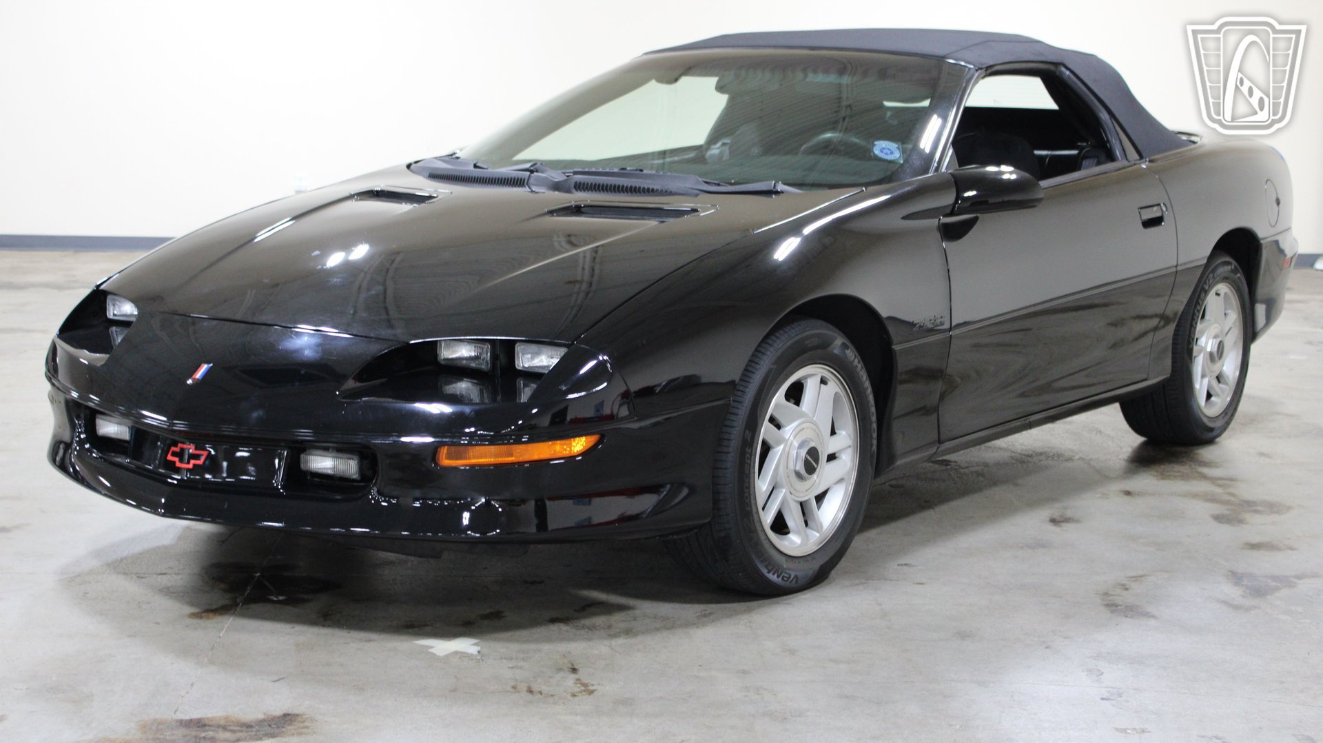 Used 1995 Chevrolet Camaro Z28 RWD image 21