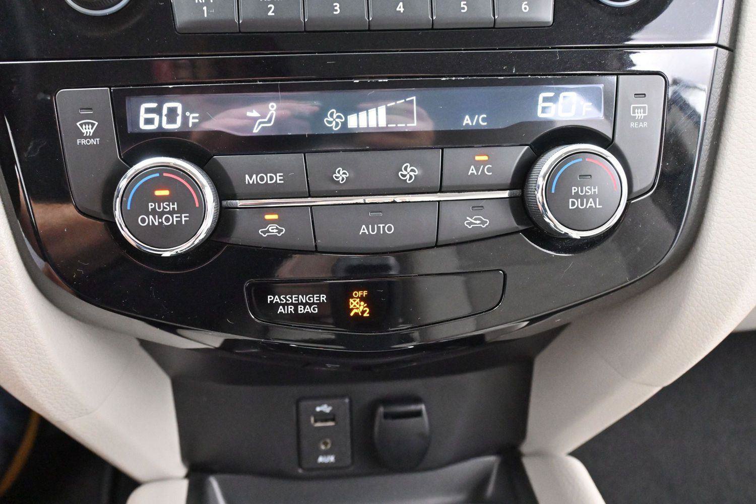 Used 2017 Nissan Rogue Sport SV FWD image 23