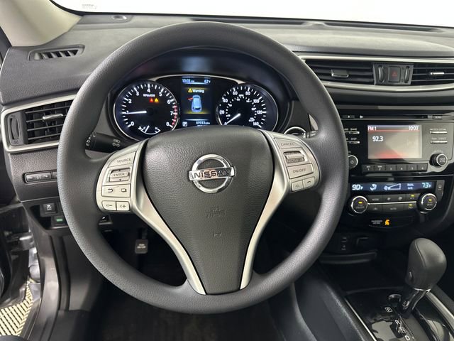 Used 2016 Nissan Rogue SV image 14