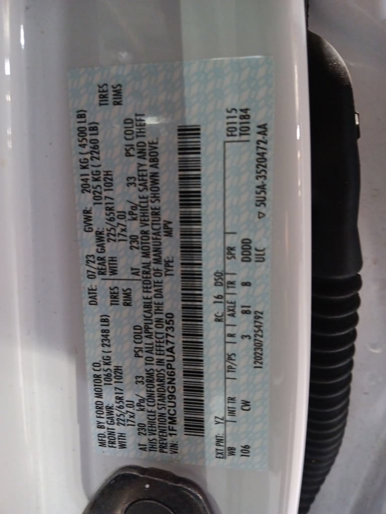 Used 2023 Ford Escape Active AWD/4WD image 3