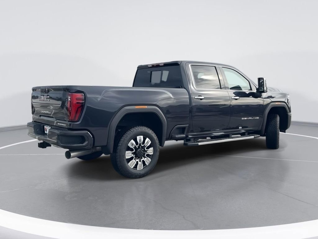 New 2026 GMC Sierra 3500 Denali AWD/4WD image 3