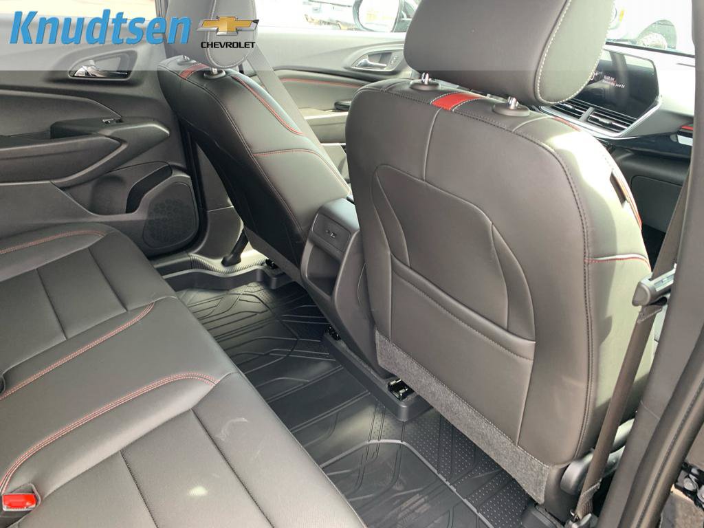 New 2026 Chevrolet Trax RS w/ Driver Confidence Package FWD image 14
