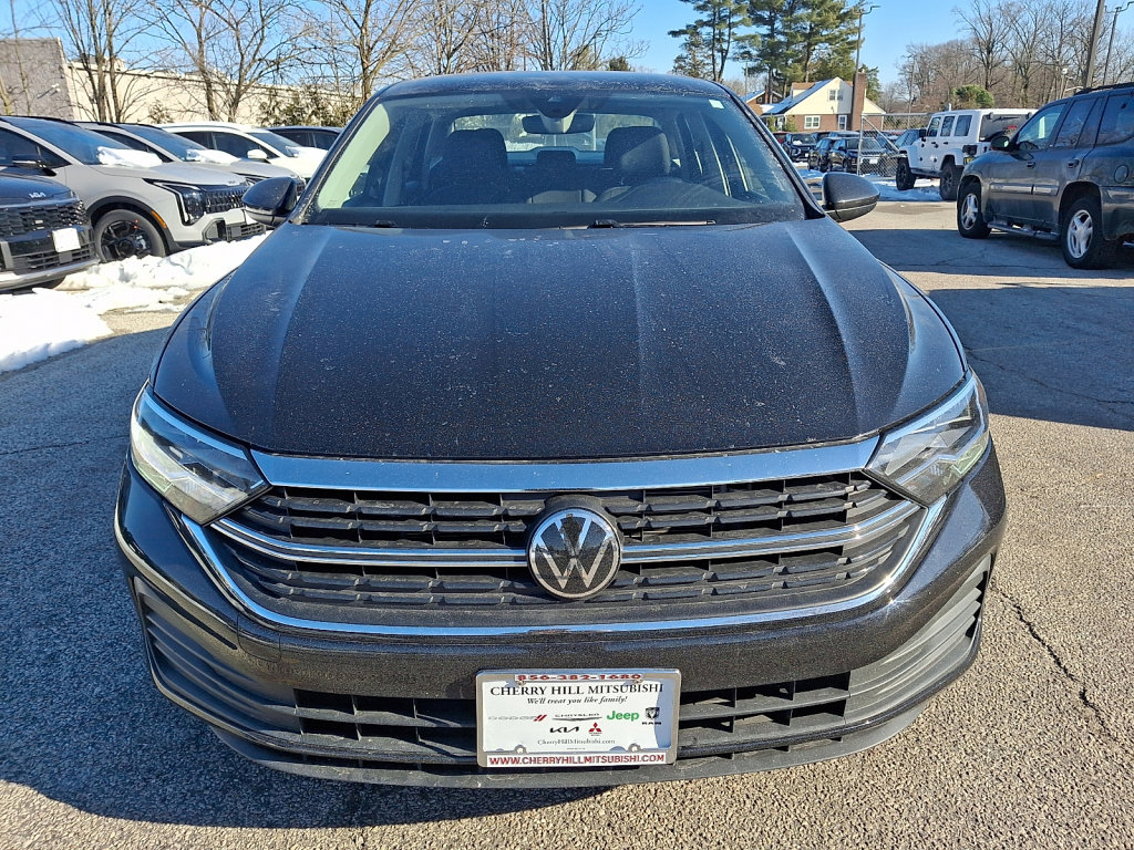 Used 2024 Volkswagen Jetta S image 8