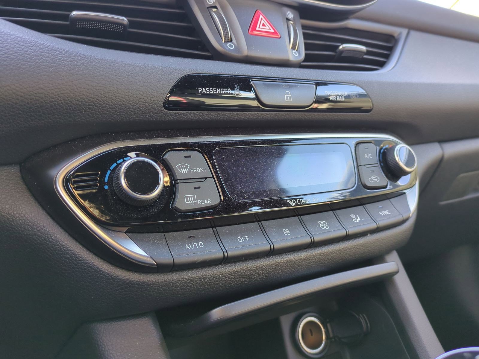 Used 2019 Hyundai Elantra GT N Line image 15