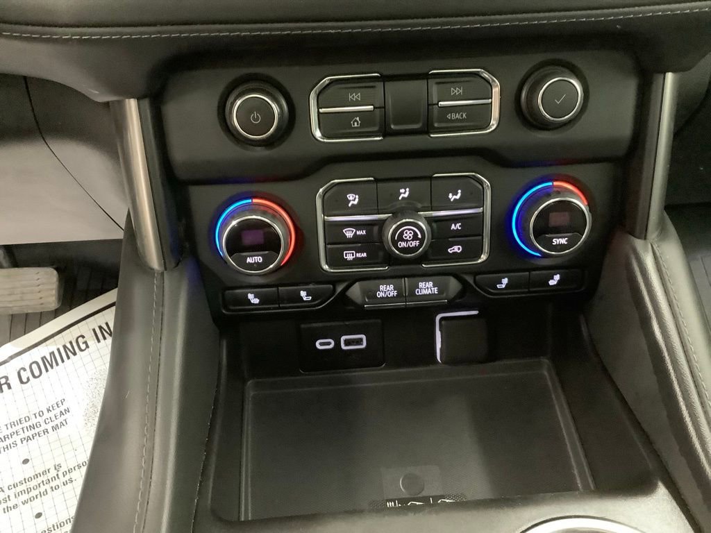 Used 2022 Chevrolet Tahoe Z71 w/ Z71 Off-Road Package image 17