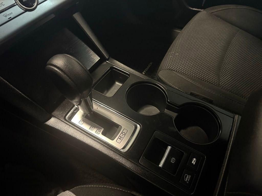 Used 2019 Subaru Outback 2.5i AWD/4WD image 12