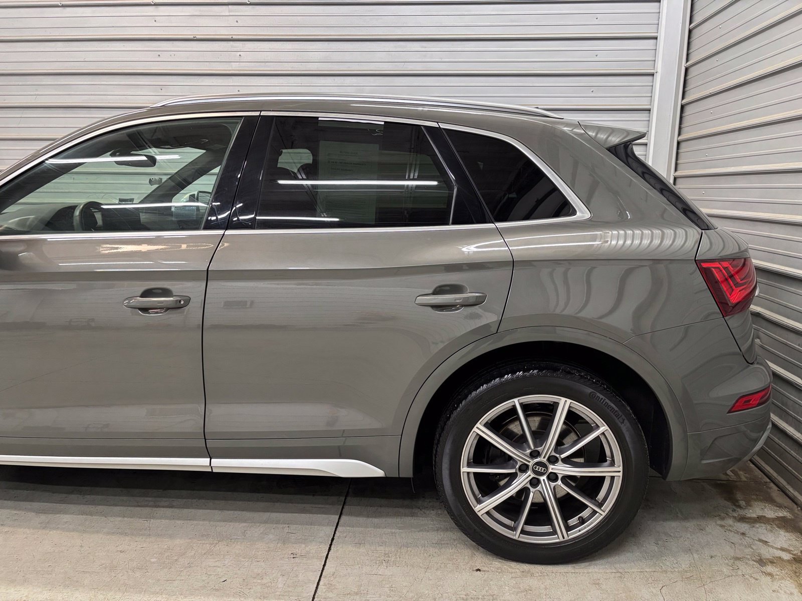 Used 2023 Audi SQ5 Premium w/ Convenience Package AWD/4WD image 5