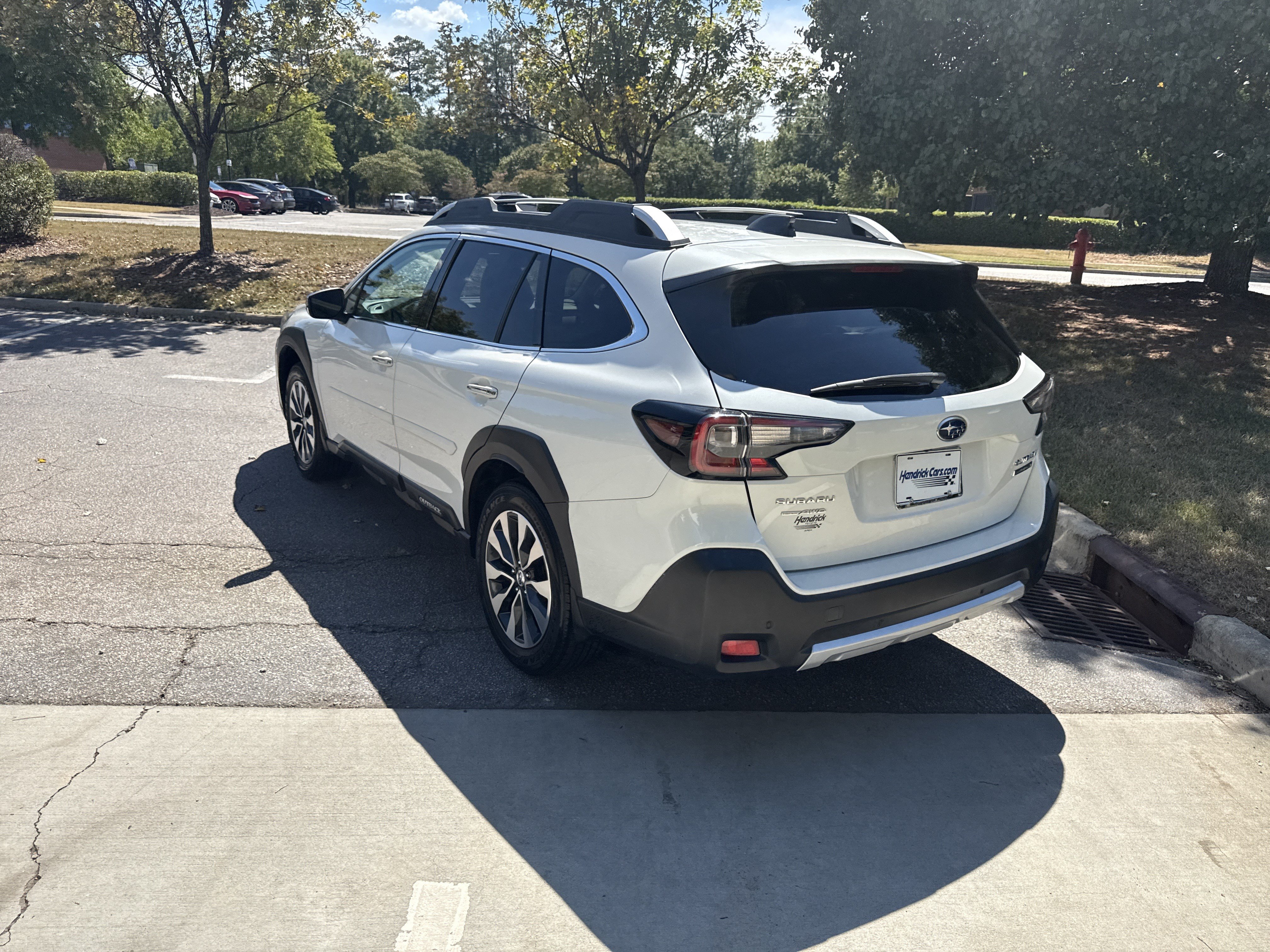 Used 2023 Subaru Outback Touring XT AWD/4WD image 8