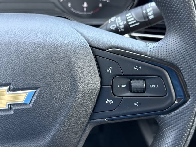 New 2026 Chevrolet Trax LS w/ LS Convenience Package FWD image 19