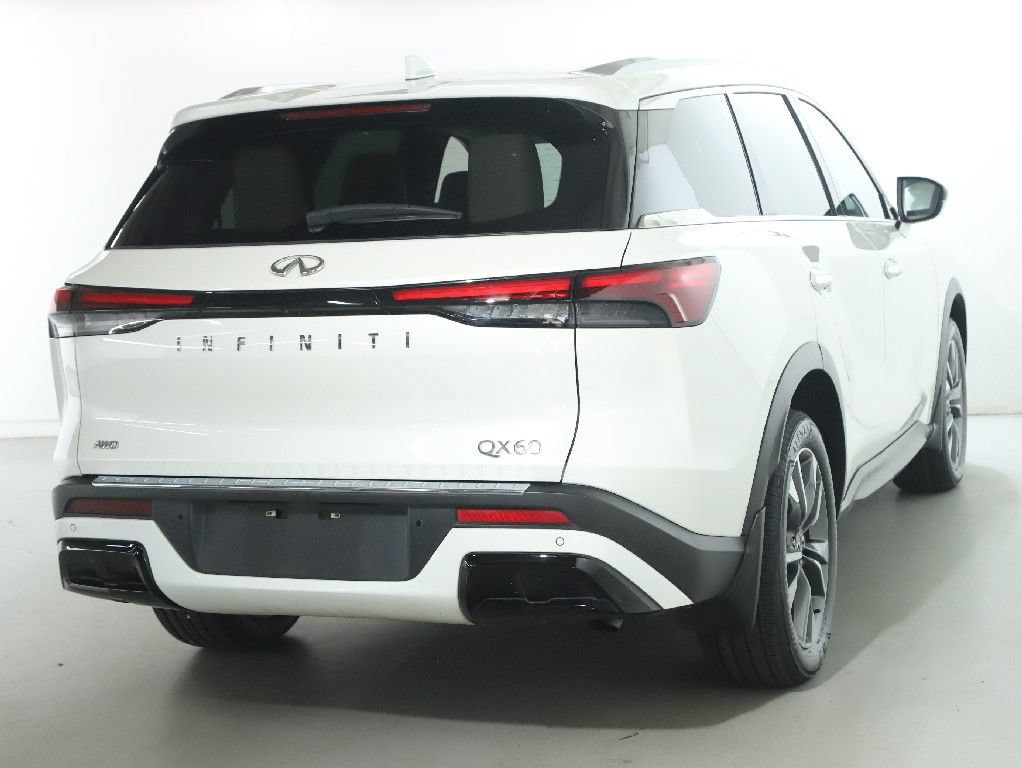 Used 2023 INFINITI QX60 Luxe w/ Performance Audio Package AWD/4WD image 15