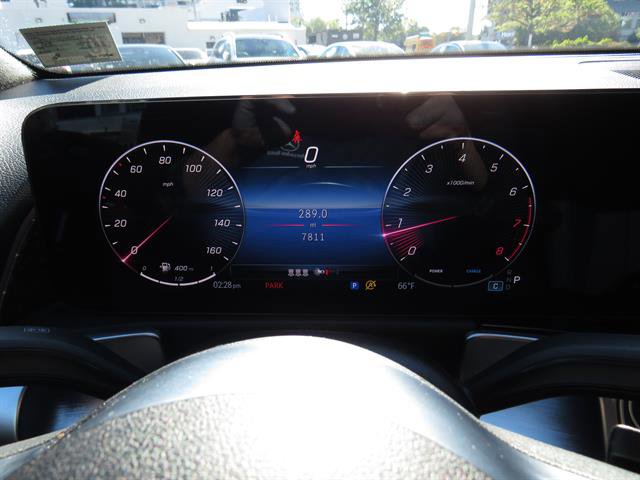 Used 2025 Mercedes-Benz GLB 250 4MATIC image 13