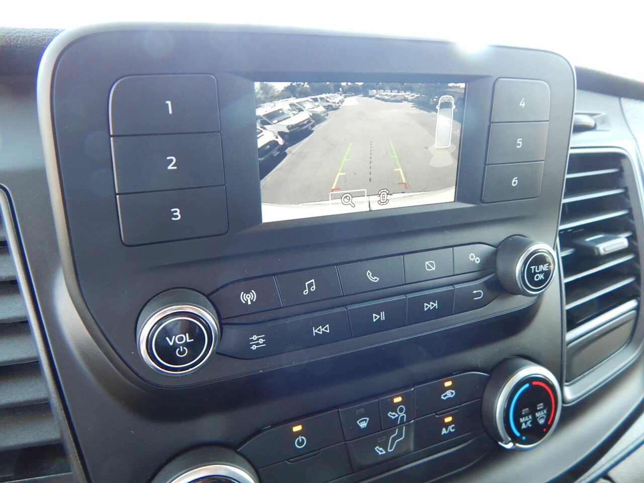 Used 2025 Ford Transit 250 148 Medium Roof RWD image 24