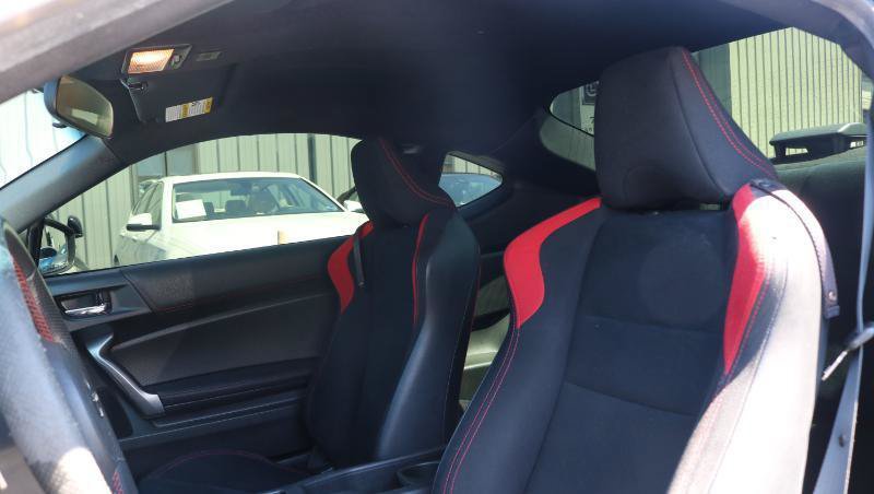 Used 2015 Scion FR-S RWD image 8