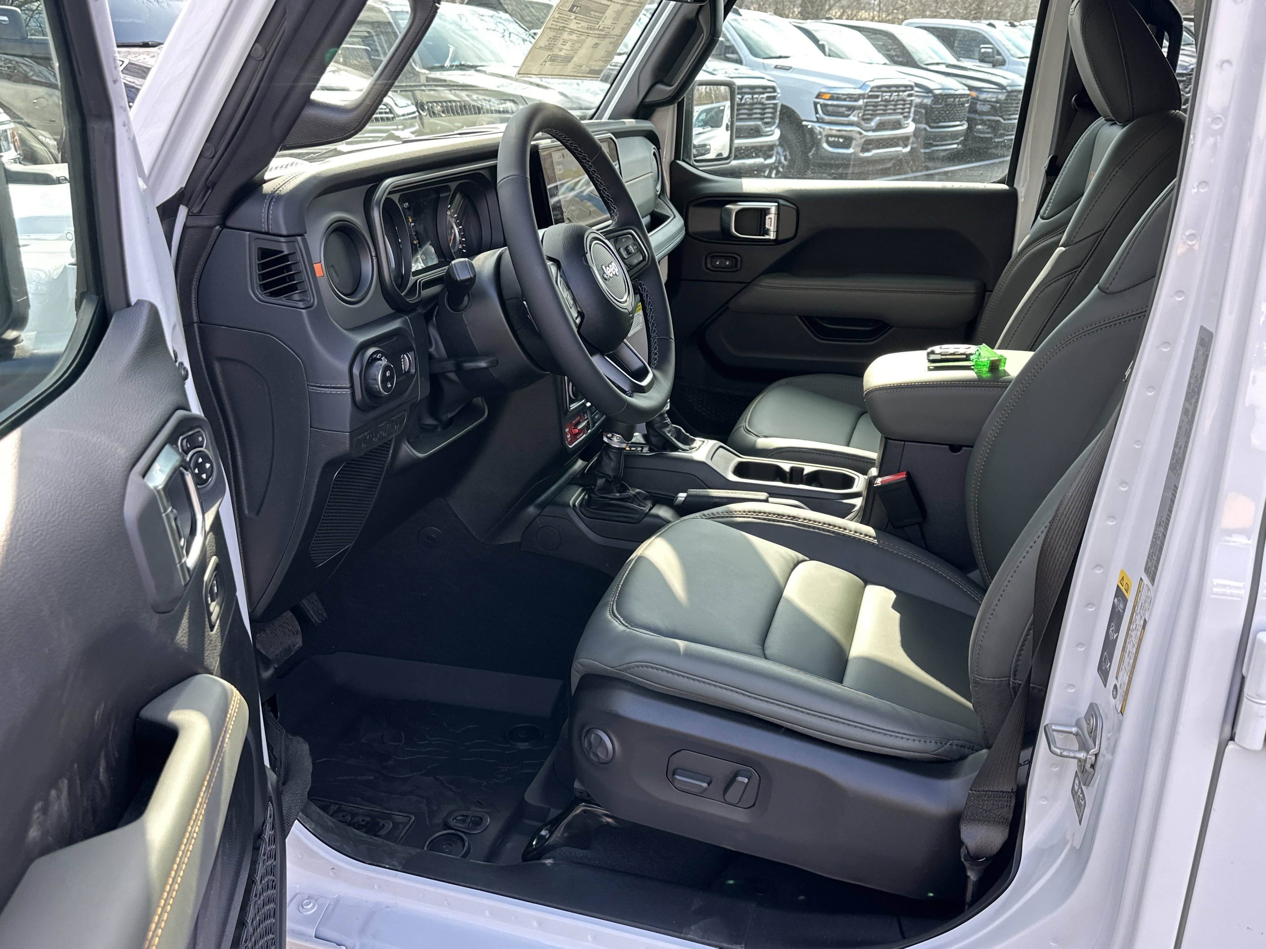 New 2026 Jeep Gladiator Mojave image 28